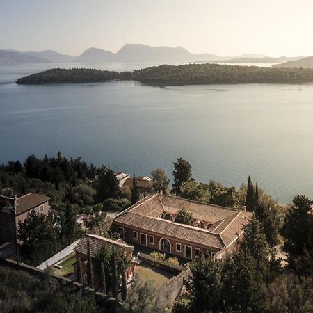 Villa Veneziano Suites & Villa Нидри Экстерьер фото