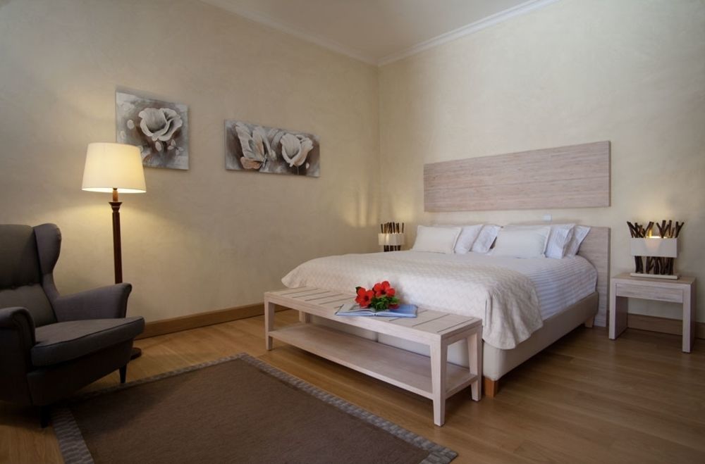 Villa Veneziano Suites & Villa Нидри Экстерьер фото